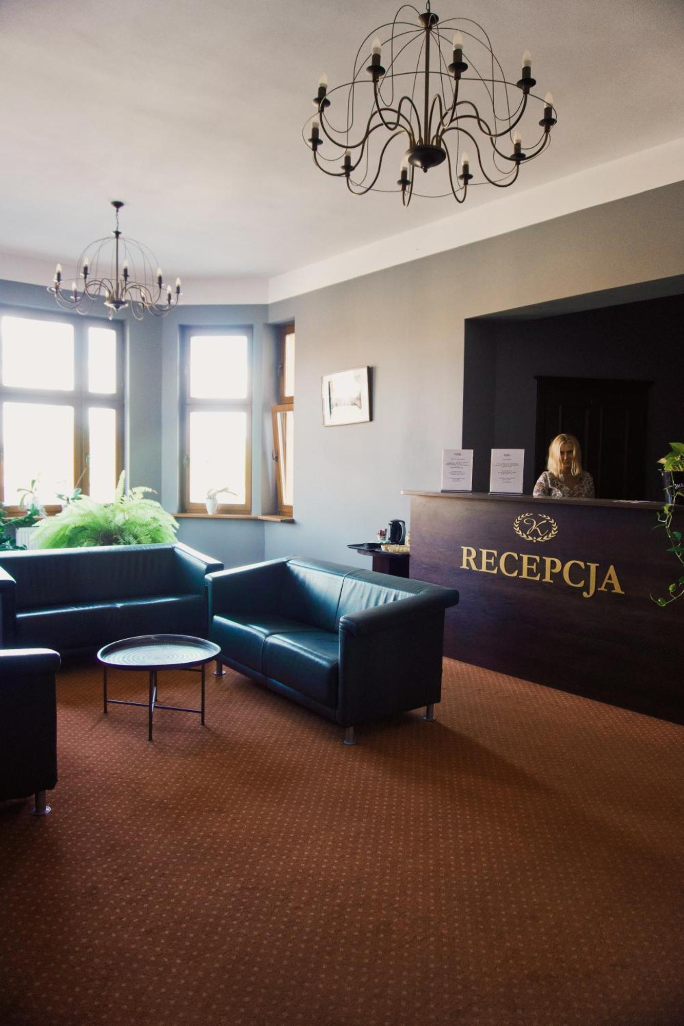 Legnicki Browar Ksiazecy Hotel I Restauracja Legnica Buitenkant foto