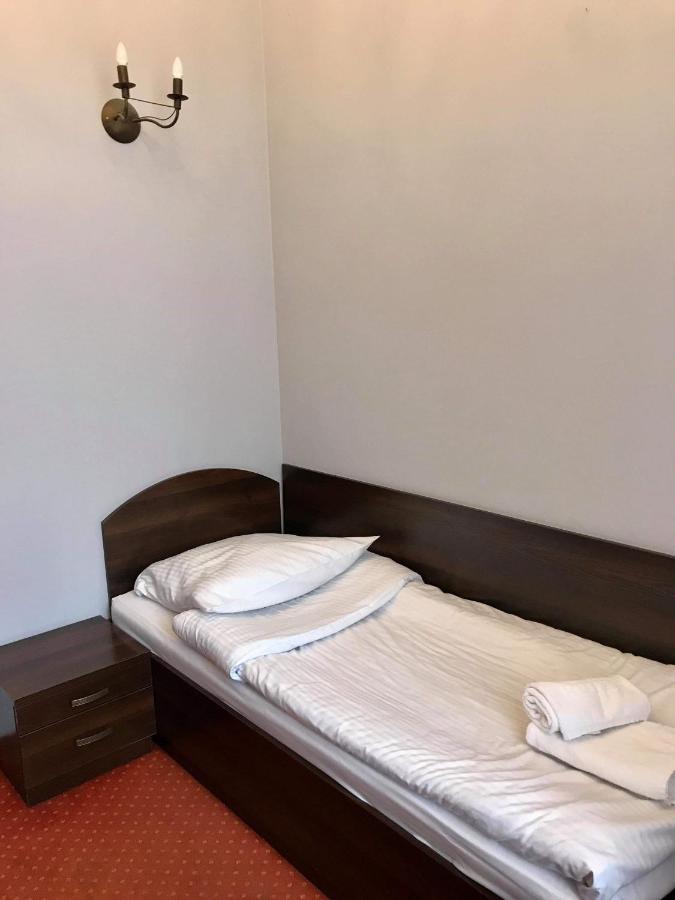 Legnicki Browar Ksiazecy Hotel I Restauracja Legnica Buitenkant foto